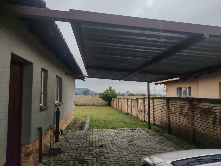 3 Bedroom Property for Sale in Waterkloof Hill Estate North West